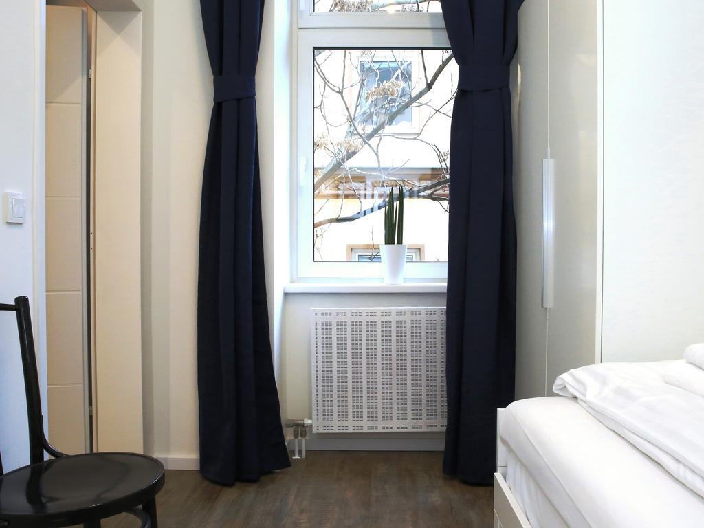 Flatprovider Comfort Eduard Apartment - Contactless Check In Viena Habitación foto